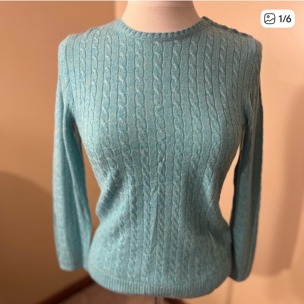 J. Crew COLLECTION serie 100% Italian cashmere light turquoise Cable sweater